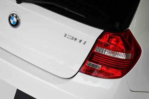 直6！BMW E87 130i に ADVAN RZ 装着。 | 鈴鹿店 | 店舗ブログ